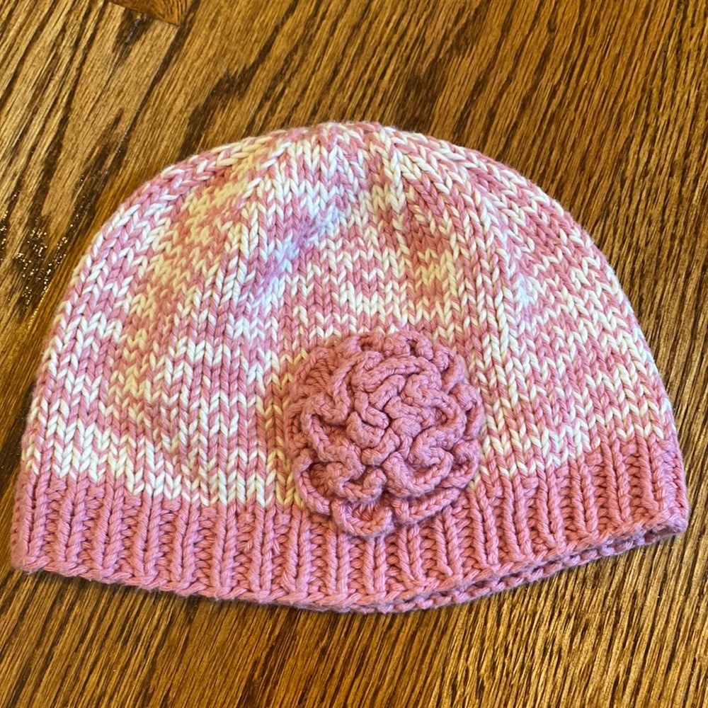 Girls knit hat with rosette detail